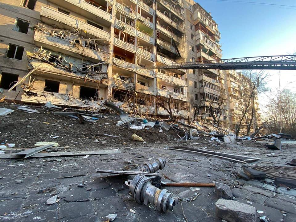 попадание снаряда