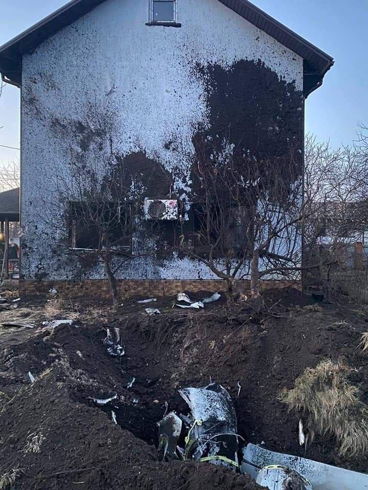 попадание снаряда