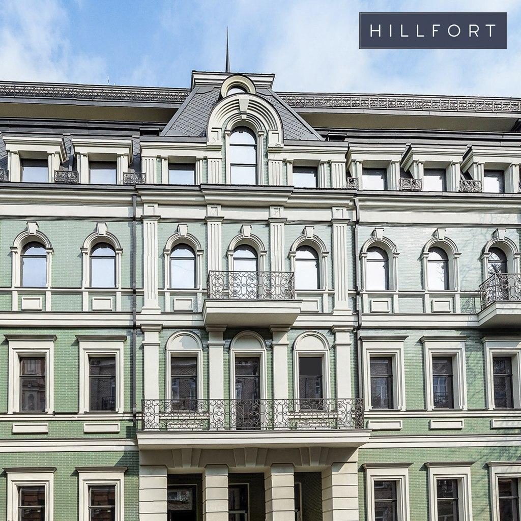 Hillfort Business Mansion