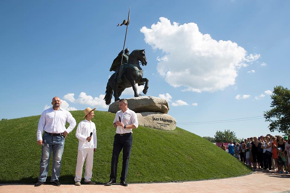 Пам'ятник Иллі Муромцю в Києві