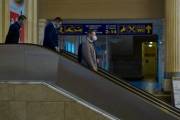 Центральний залізничний вокзал у Києві відкрився після перевірки готовності працювати в умовах карантину
