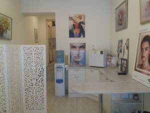  Beauty salon, W-7125956, Mezhyhirska, 78, Kyiv - Photo 1