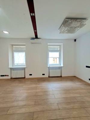  Салон красоты, W-7440913, Крещатик, 44а, Киев - Фото 1