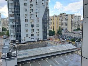 Квартира W-7381612, Срибнокильская, 3б, Киев - Фото 1