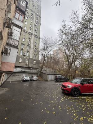  Гараж, W-7421694, Гончара Олеся, 37, Киев - Фото 2