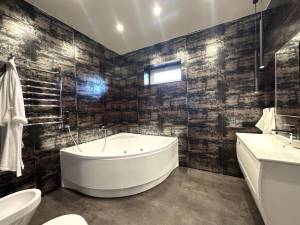 Будинок W-7429403, Щасливе - Фото 10