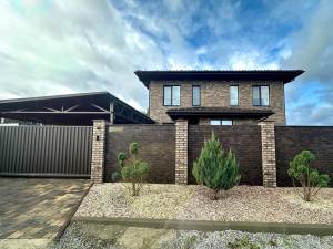 Будинок W-7429403, Щасливе - Фото 2