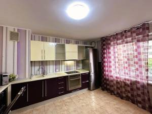 Квартира W-7389096, Дарницкий бульв., 10, Киев - Фото 1