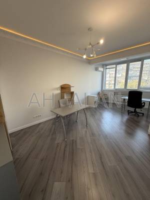  Офіс, W-7409118, Тичини Павла просп., 18б, Київ - Фото 3