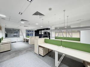  Офис, W-7419391, Спортивная пл., Киев - Фото 4