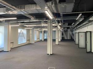  Окремо розташована будівля, W-7420734, Верхній Вал, Київ - Фото 1