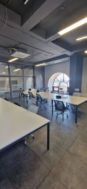  Офис, W-7444355, Хмельницкого Богдана, 58, Киев - Фото 1