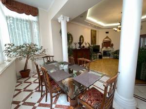 Apartment W-7288189, Khmelnytskoho Bohdana, 72, Kyiv - Photo 1