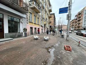  Магазин, W-7438619, Шота Руставели, 15, Киев - Фото 3