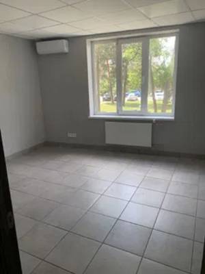  Офис, W-7418397, Кубанской Украины Жукова Маршала, 1, Киев - Фото 1