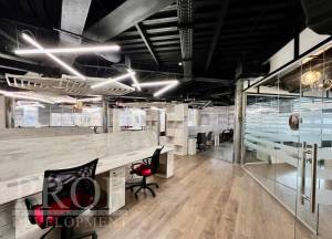  Отдельно стоящее здание, W-7421444, Старонаводницкая, Киев - Фото 1