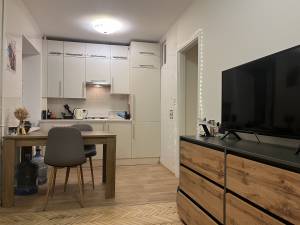 Квартира W-7427748, Тбіліський пров., 10, Київ - Фото 1