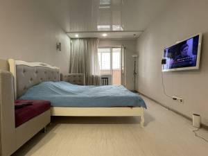 Квартира W-7412207, Урловская, 36, Киев - Фото 1