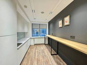  Офис, W-7431414, Спортивная пл., Киев - Фото 9