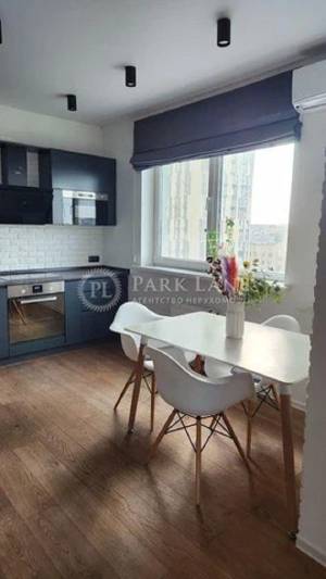 Квартира W-7404235, Богдановская, 7а, Киев - Фото 1