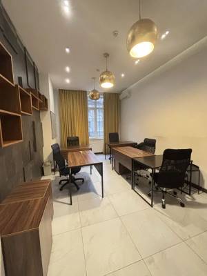  Офіс, W-7426192, Полтавська, 10, Київ - Фото 1