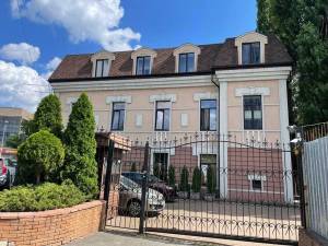  Отдельно стоящее здание, W-7436417, Жилянская, 97, Киев - Фото 1