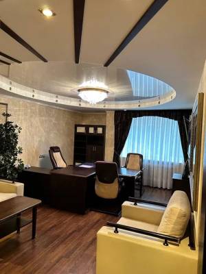  Офис, W-7451410, Антоновича Владимира (Горького), 91, Киев - Фото 1