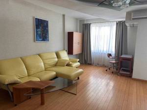 Квартира W-7428026, Микільсько-Слобідська, 6, Київ - Фото 1