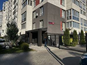  Торгово-офисное помещение, W-7351361, 8 Марта, Ирпень - Фото 1