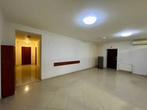  Торгово-офисное помещение, W-7413757, Европейская, 4, Ворзель - Фото 1