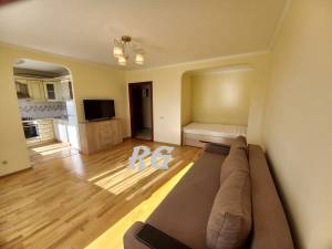 Квартира W-7370352, Салютна, 4а, Київ - Фото 1
