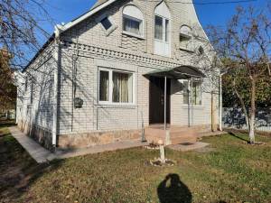 Дом W-7447402, Выползки - Фото 1