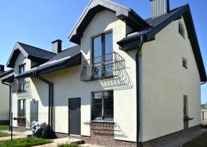 Будинок W-7439944, Щасливе - Фото 1