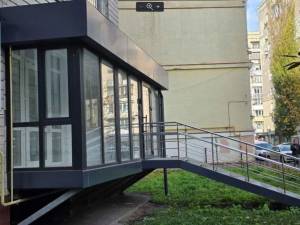  Торгово-офісне приміщення, W-7440085, Левандовська (Анищенка), 14, Київ - Фото 1