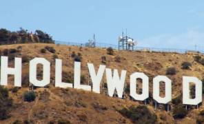 Знак Hollywood