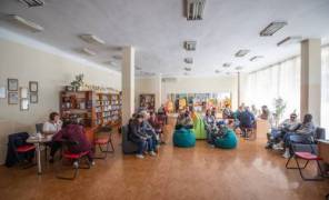 Центр комплексного консультування для внутрішньо переміщених осіб