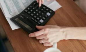 Как заплатить за свет через сервис EasyPay