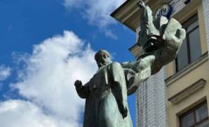 Памʼятник Шевченко