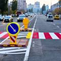 Строят новые островки безопасности. Фото: kievcity.gov.ua